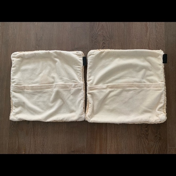 Laura Megroz pillow Cases - Picture 9 of 9